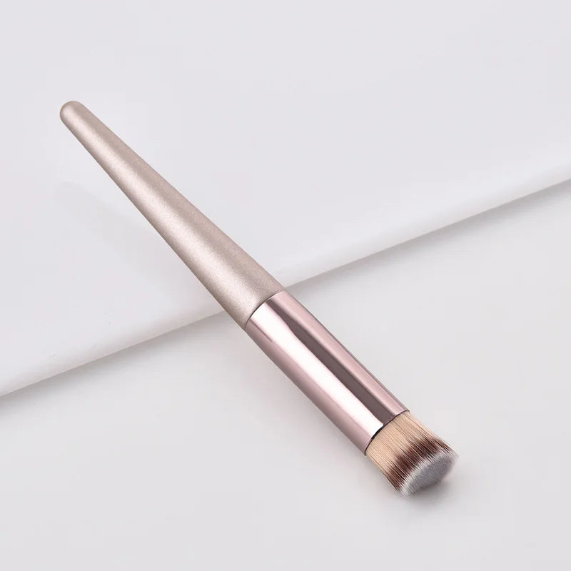 Champagne Makeup Brush Set – 10PCS for Foundation, Blush & Eyeshadow