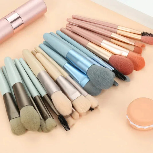 8PCS Portable Makeup Brush Set – Soft & Travel-Friendly