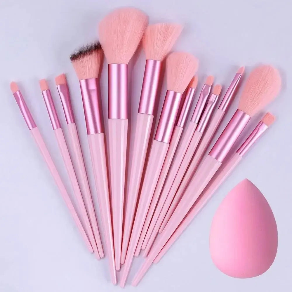 Professional Makeup Brush Kit – Powder, Foundation, Kabuki, Blending, Eyeshadow & Beauty Tools