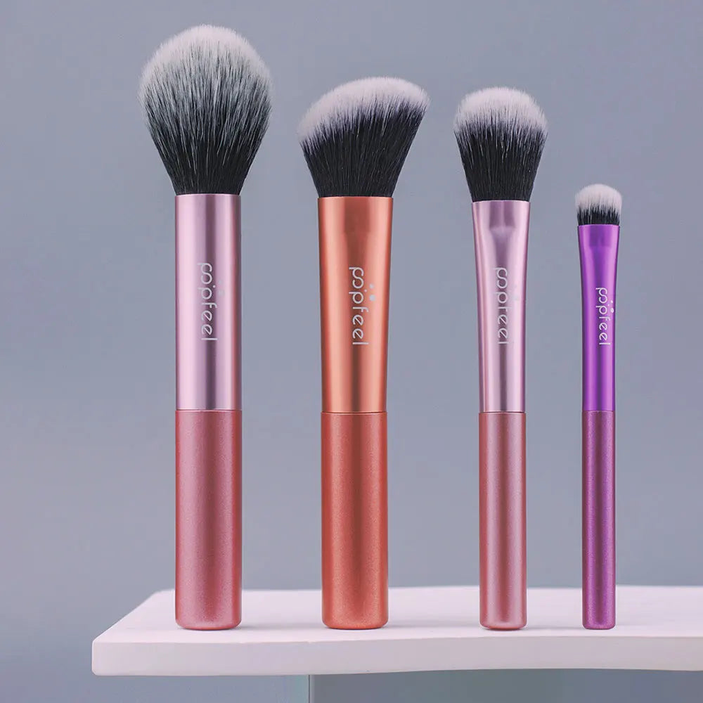 All-in-One Makeup Kit – Eyeshadow, Lip Gloss & More